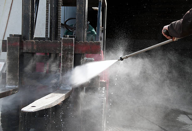 Best Pool Deck Cleaning  in Lynwood, IL